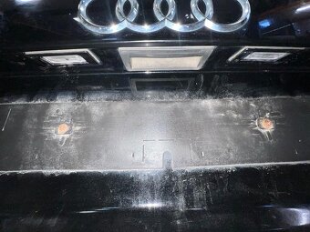 Páté dveře černá metalíza LY9B Audi A4 8K avant r.v. 2010 - 6