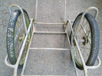 Kára s kolama z motocyklu.. - 6