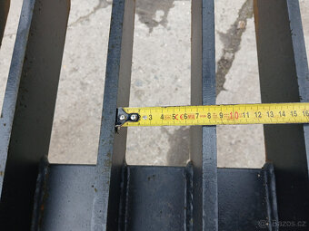 roštové třidící hrábě š.150cm pro stroje JCB - 6