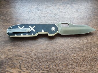 Kizer Cormorant Black/White G10 - 6