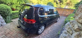 VW Touran 2.0TDI 150PS DSG Highline r.v. 2016 - 6