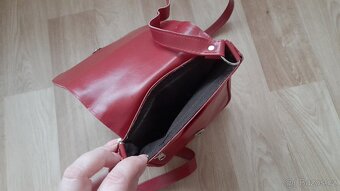 Vínová crossbody kabelka - N.O.V.Á - 6
