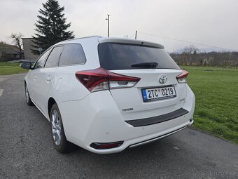 Toyota Auris 1.4 d-4d 2016 fcl Dph - 6