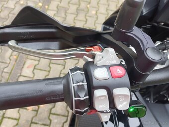 BMW S 1000 XR - TRIPLE BLACK 319.000,- Kč - 6