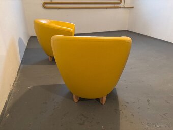 DVĚ ZNAČKOVÁ DESIGNOVÁ KOŽENÁ KŘESLA =TABURET MADE IN ITALIA - 6