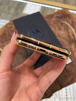 Motorola Razr 40 Ultra - 6