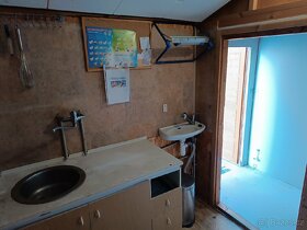 Prodejní stánek - 6