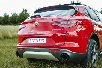 Alfa Romeo Stelvio 2.0T 206kW Q4, 2022, 21500KM, DPH - 6
