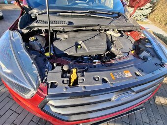 Ford Kuga ST,2,0 TDCI,132 kw,4x4 - 6