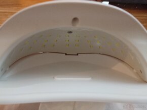 UV lampa 180W na umělé nehty, pouzita 2x, vc. základní sady - 6