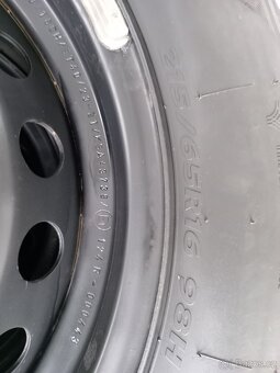 Zimni pneu+plechové disky 5x114.3 nissan - 6