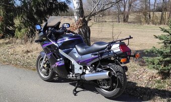 Suzuki GSX 1100 F dobrý stav, kufry, málo km - 6
