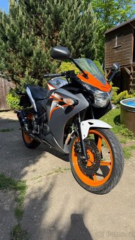 Honda CBR 125R - 6