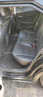 Honda Civic Tourer 1.6 i-dtec, Executive - 6