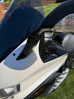 Aprilia SRV 850 - 6