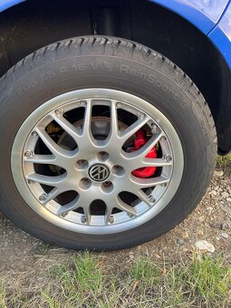 Volkswagen Golf 1.8T GTI - 6