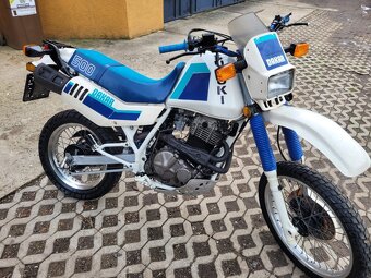 Suzuki DR 500 - 6