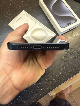 Iphone 15 pro max 256 modrý titan - 6