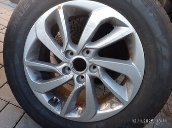2x kompletní ZIMNI al kola 17" ORIGINAL HYUNDAI TUCSON - 6