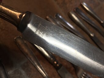 Příbory vidličky a nože postříbřené... puncované 12 x 12 - 6