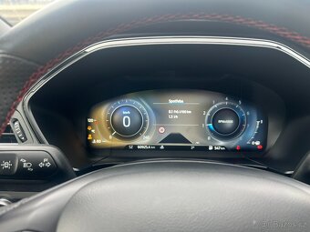 Ford Kuga ST LineX, 1,5 110kW, manuál. TOP STAV. NEBOURANÉ - 6