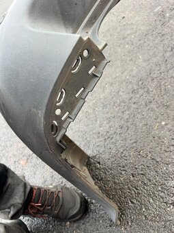 Zadní nárazník VW T5 - 6