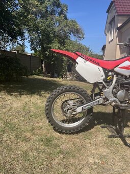 Prodám Honda CR 80 r.v. 2002 - 6