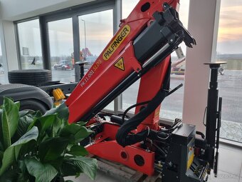 TAHAČ S HYDRAULICKOU RUKOU NOVÝ NEJETÝ - 6