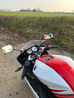 Yamaha-Yzf-r125 - 6