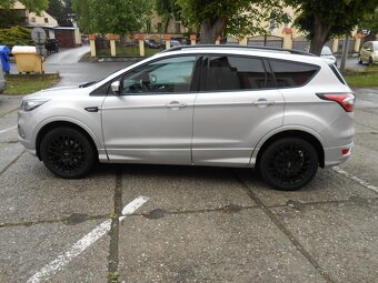Prodám Ford KUGA ST-LINE 2.0 TDCi 110kW 4X4 - 6