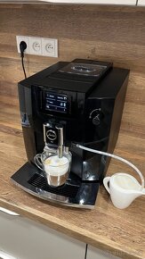 Kávovar Jura E6 Piano Black - 6