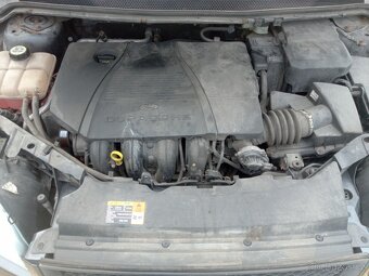 Prodám Ford Focus 1.8 i 92kw r2007 - 6