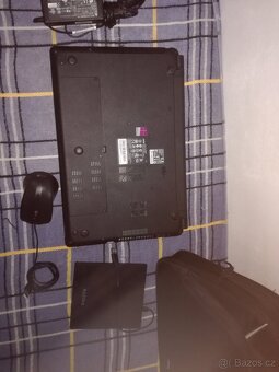 Dvoujjadrový notebook, Windows 10, 6 GB RAM, 500 GB HDD. - 6