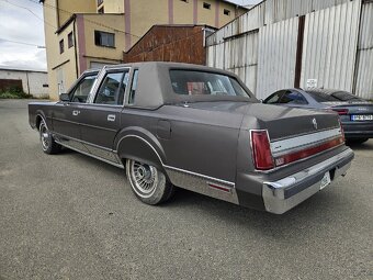 LUNCOLN TOWN CAR 5.0L ROK 1984 - 6
