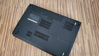 Dell Studio 1555 15,6" - 6