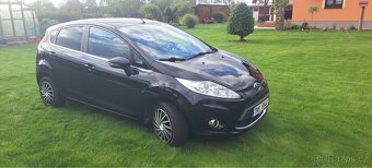 FORD FIESTA 1.2 - 6