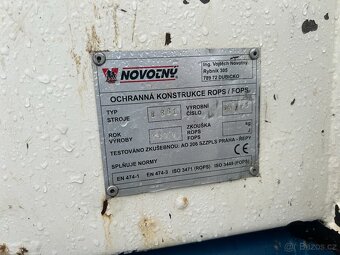 Smykový nakladač Novotný Bobek B861 - 6