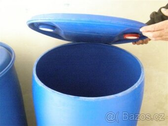 Prodám plastové sudy MAUSER obsah 220l možno vice kusu - 6