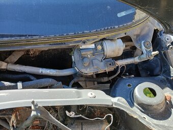 Škoda Superb 2 prodám dily - 6