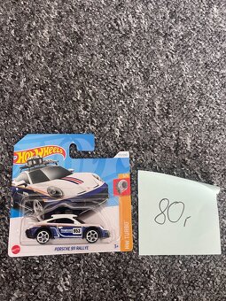 Hot Wheels - 6
