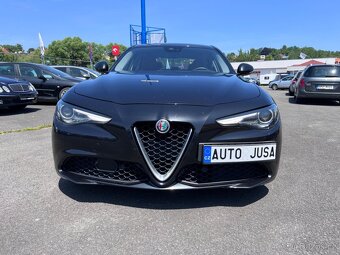 Alfa Romeo Giulia - 6