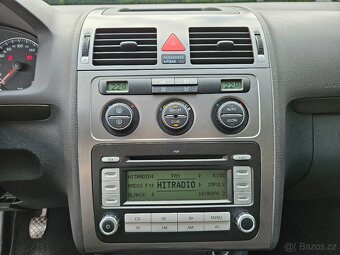 VW Touran 1.6 MPI 75 kW 7 míst 2007 - 6