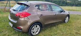 Kia Ceed 1.4 benzín 31.000 km - 6