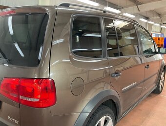 Volkswagen Touran CROSS 2.0 Tdi DSG 103 KW 11/2011 198tis km - 6