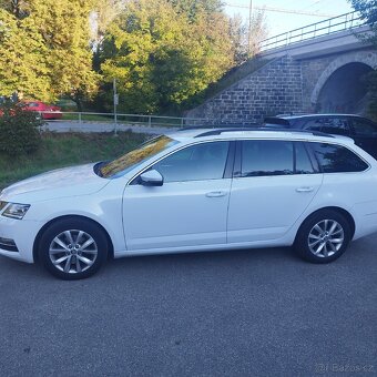 Škoda Octavia Combi 2.0 TDI - 6
