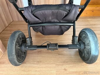 Kočárek - trojkombinace, včetně izofixu na vajíčko - 6