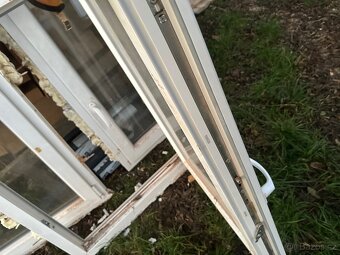 3x starší plastová okna Rehau / ABC okna 80x110cm - 6