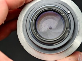 Carl Zeiss BIOTAR 58mm f2 M42 swirl bokeh - 6