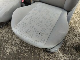 Sedačky Fiesta V - pětidveřová verze - 6