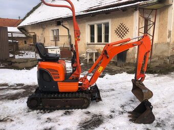 Minibagr Kubota U10 s nulovým přesahem zádě - 6